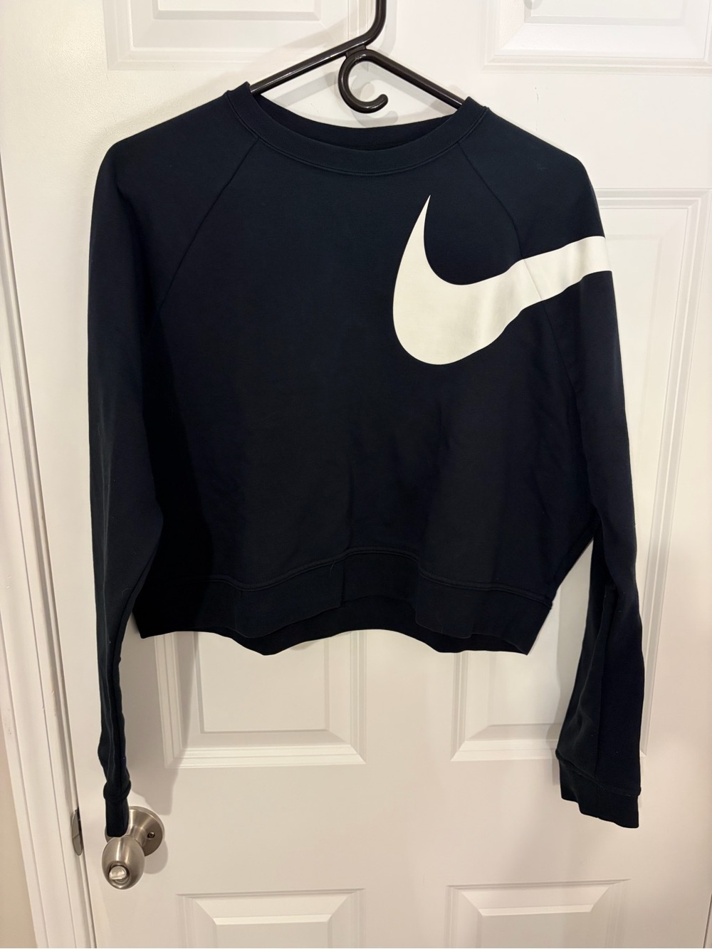 Nike Dri-fit Black Cropped Sweatshirt with White Swoosh Accent - Large